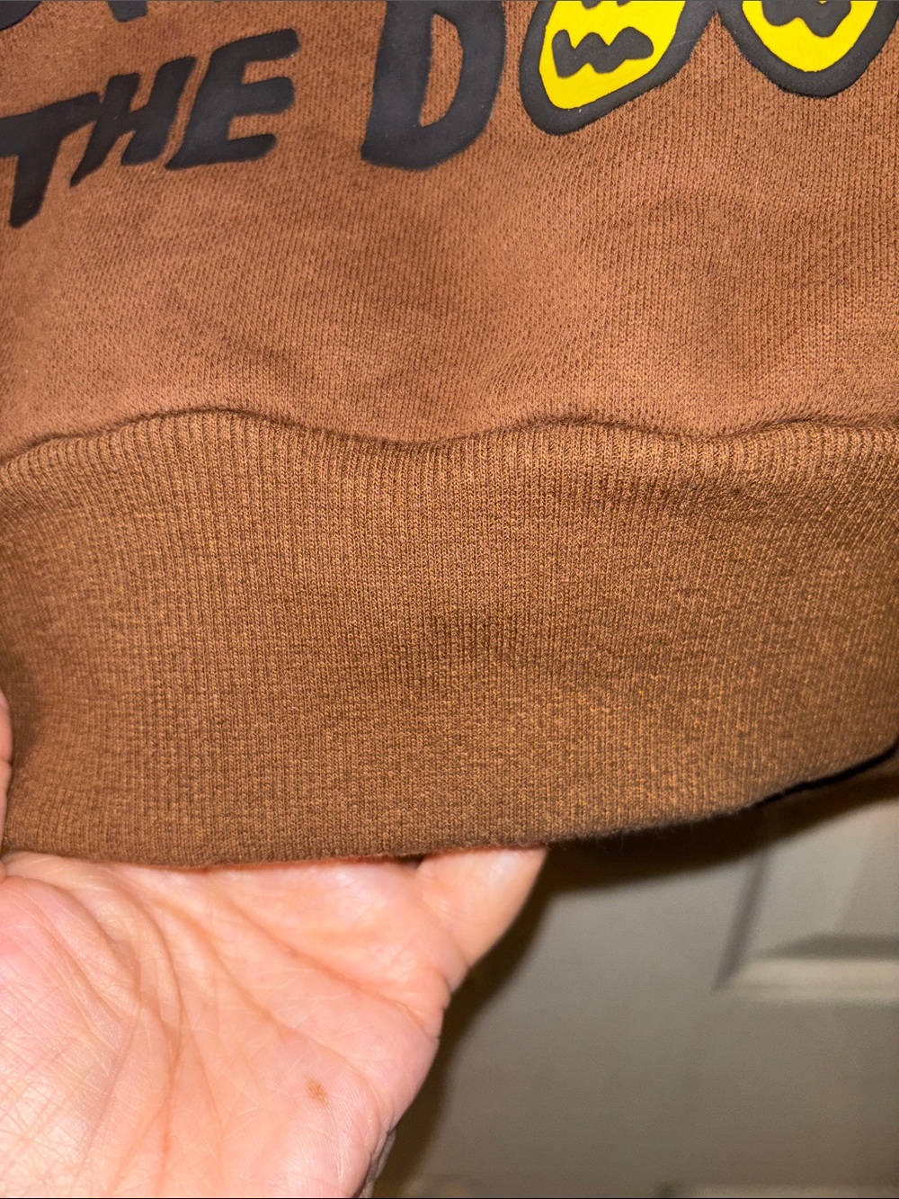 Pacsun Brown Graphic Sweatshirt with Smile & Yin Yang Large EUC - Picture 6 of 8